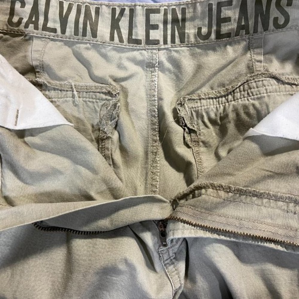 Calvin Klein Beige‎ Cotton Cargo Shorts Men's 32 Waist - Picture 3 of 5